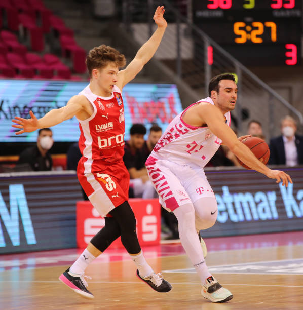 也宣告了中 也宣告了中