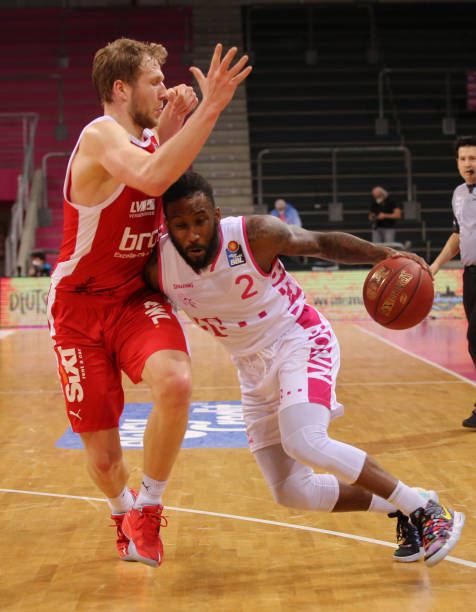 暂时保密 暂时保密