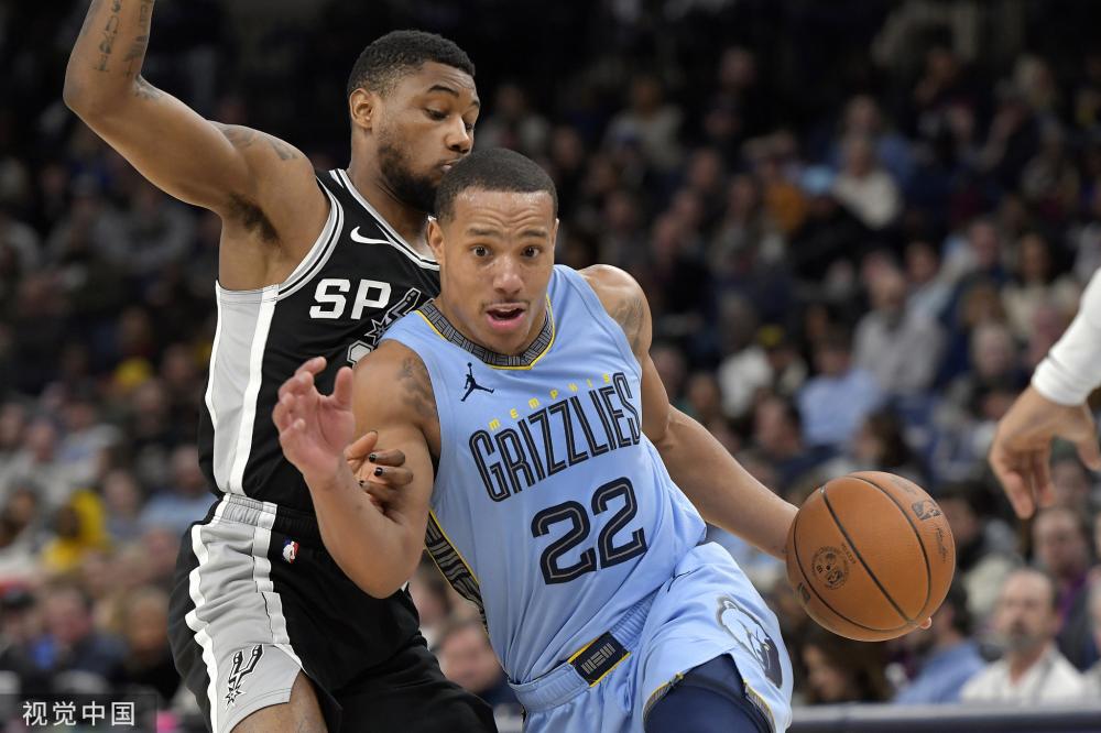 备受瞩目的 备受瞩目的